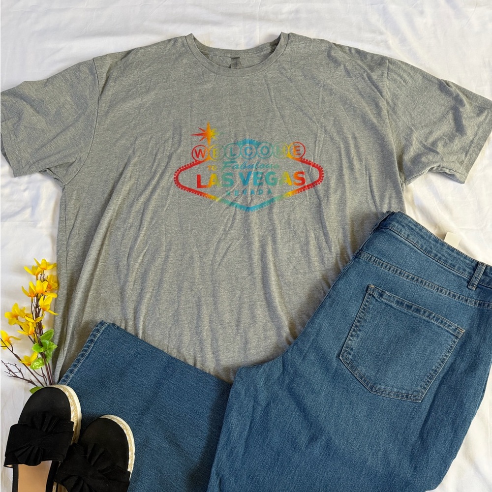Gray Las Vegas Graphic T-Shirt